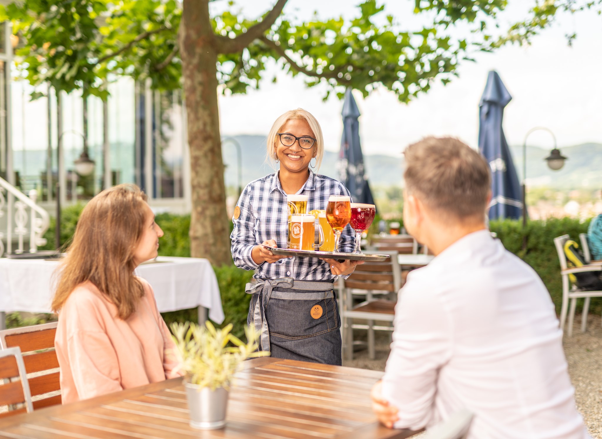 FS Biergarten Szenen FULLSIZE 5